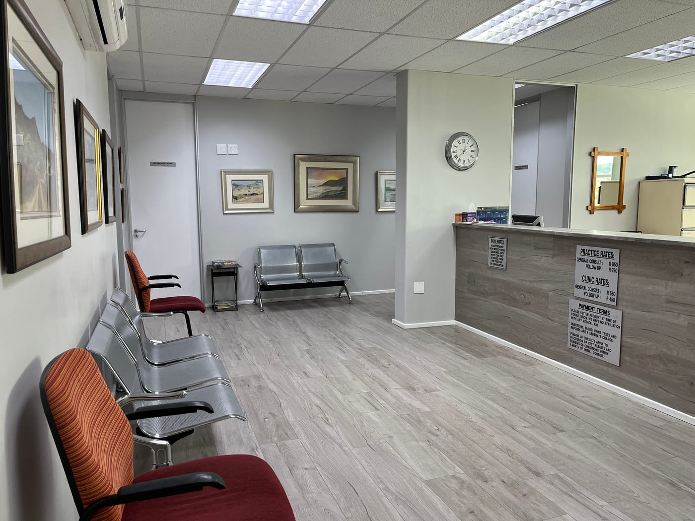 Practice waiting room at Dr Mark Van Niekerk and Associates